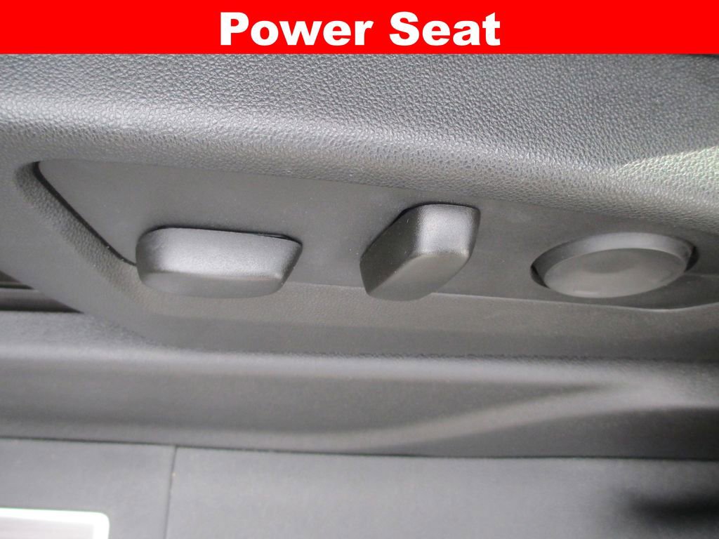 Used 2023 GMC Yukon AT4 w/ LPO, Floor Liner Package AWD/4WD image 28