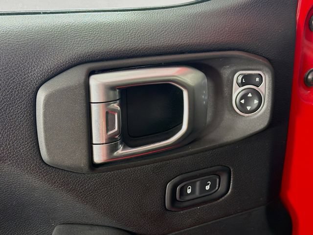 Used 2019 Jeep Wrangler Unlimited Sahara AWD/4WD image 21