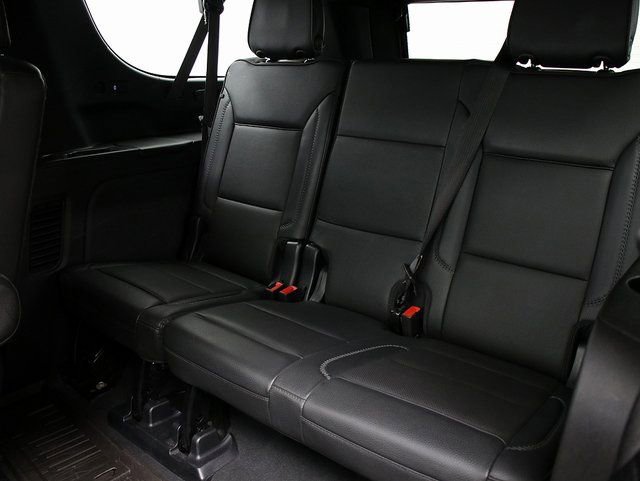 Used 2023 GMC Yukon XL Denali image 12