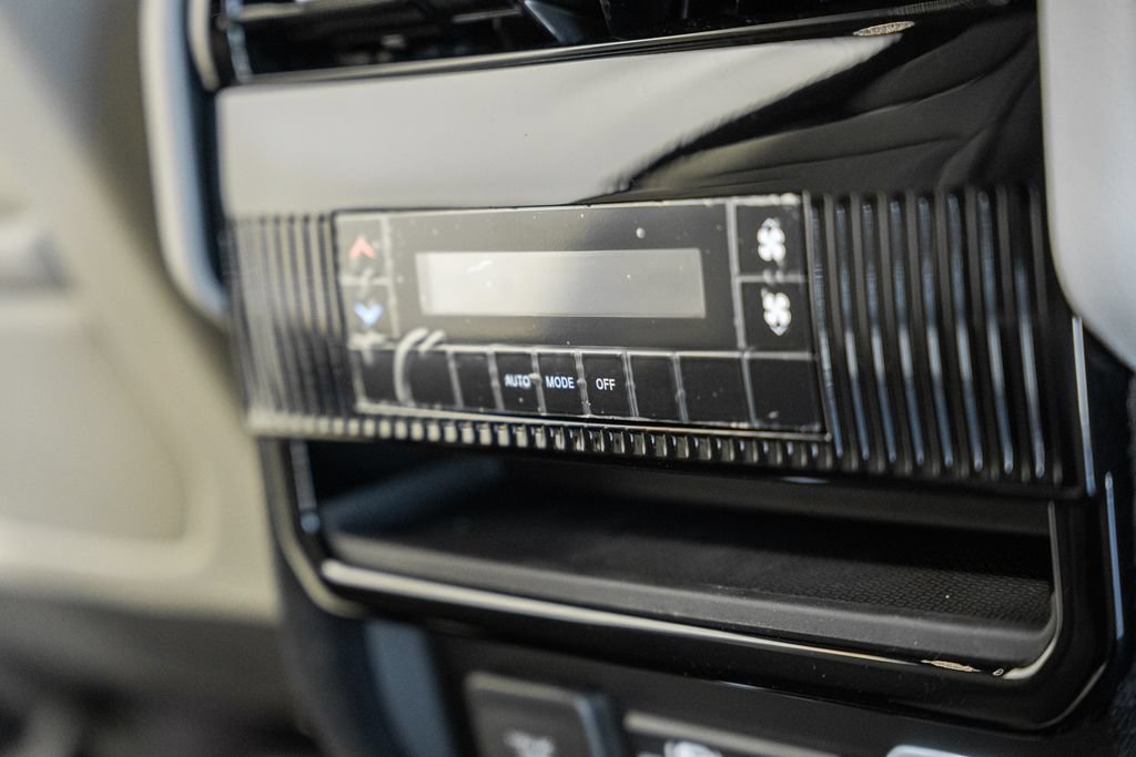 New 2026 Jeep Grand Wagoneer 4WD image 37