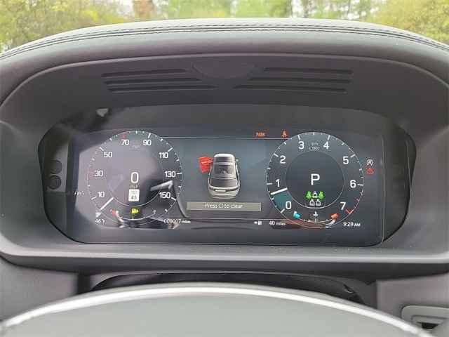 New 2025 Land Rover Discovery Metropolitan Edition AWD/4WD image 30