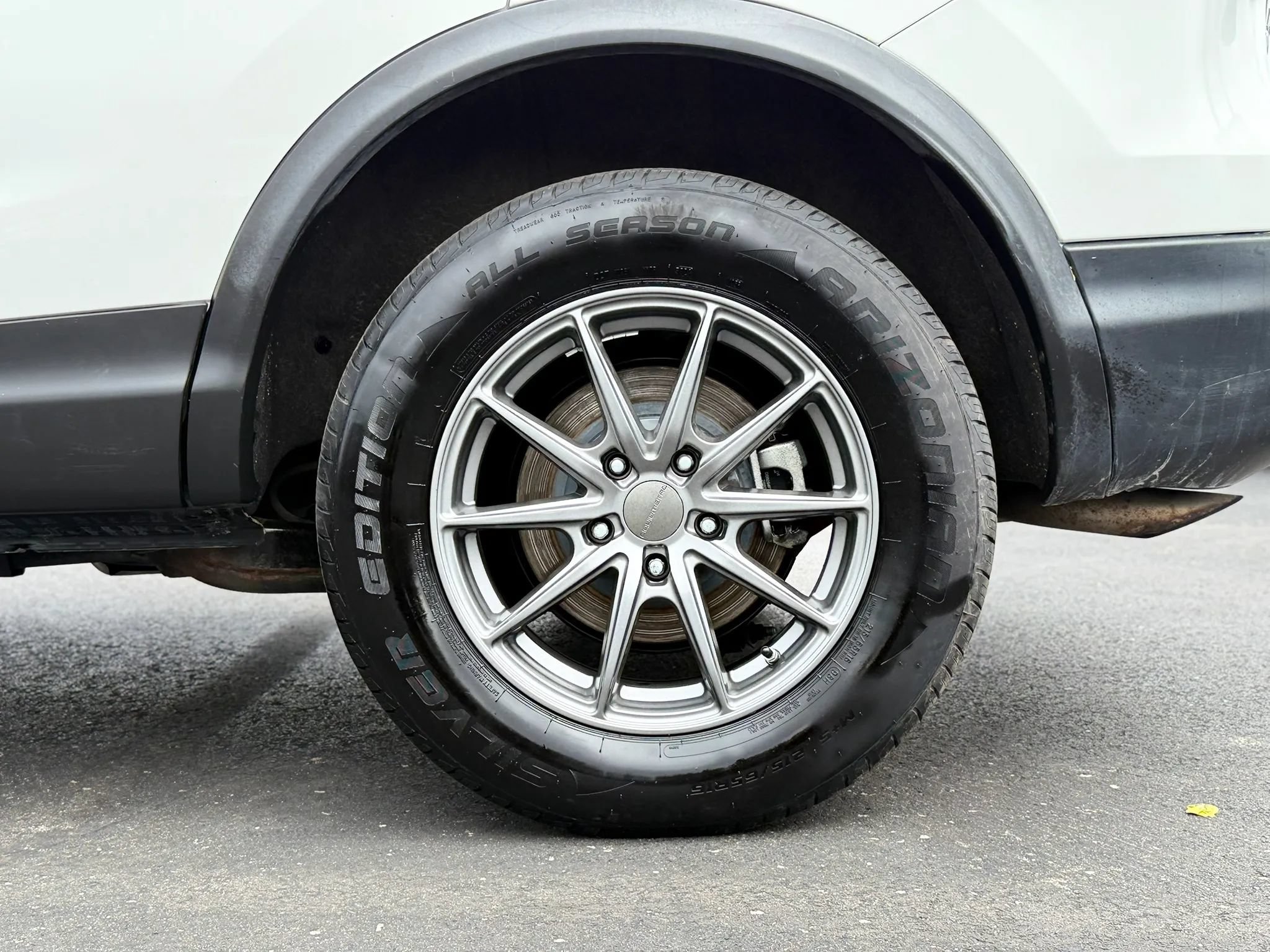 Used 2018 Nissan Rogue Sport S AWD/4WD image 37