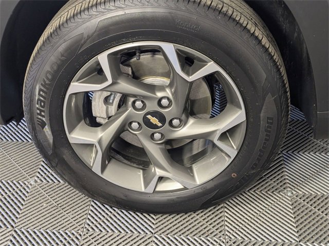 Certified 2025 Chevrolet Trax LT w/ LT Convenience Package image 8