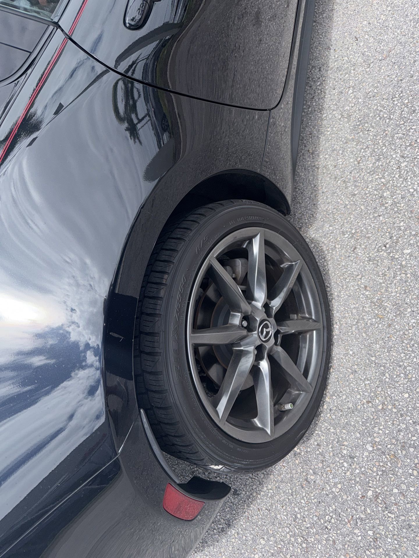 Used 2018 MAZDA MX-5 Miata RF Grand Touring image 5