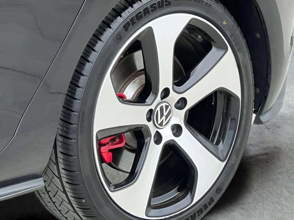 Used 2019 Volkswagen GTI Rabbit Edition FWD image 34
