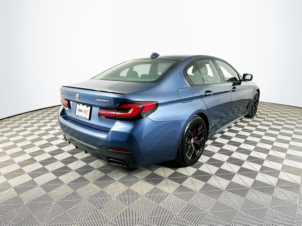 Used 2023 BMW M550i xDrive w/ Executive Package AWD/4WD image 9