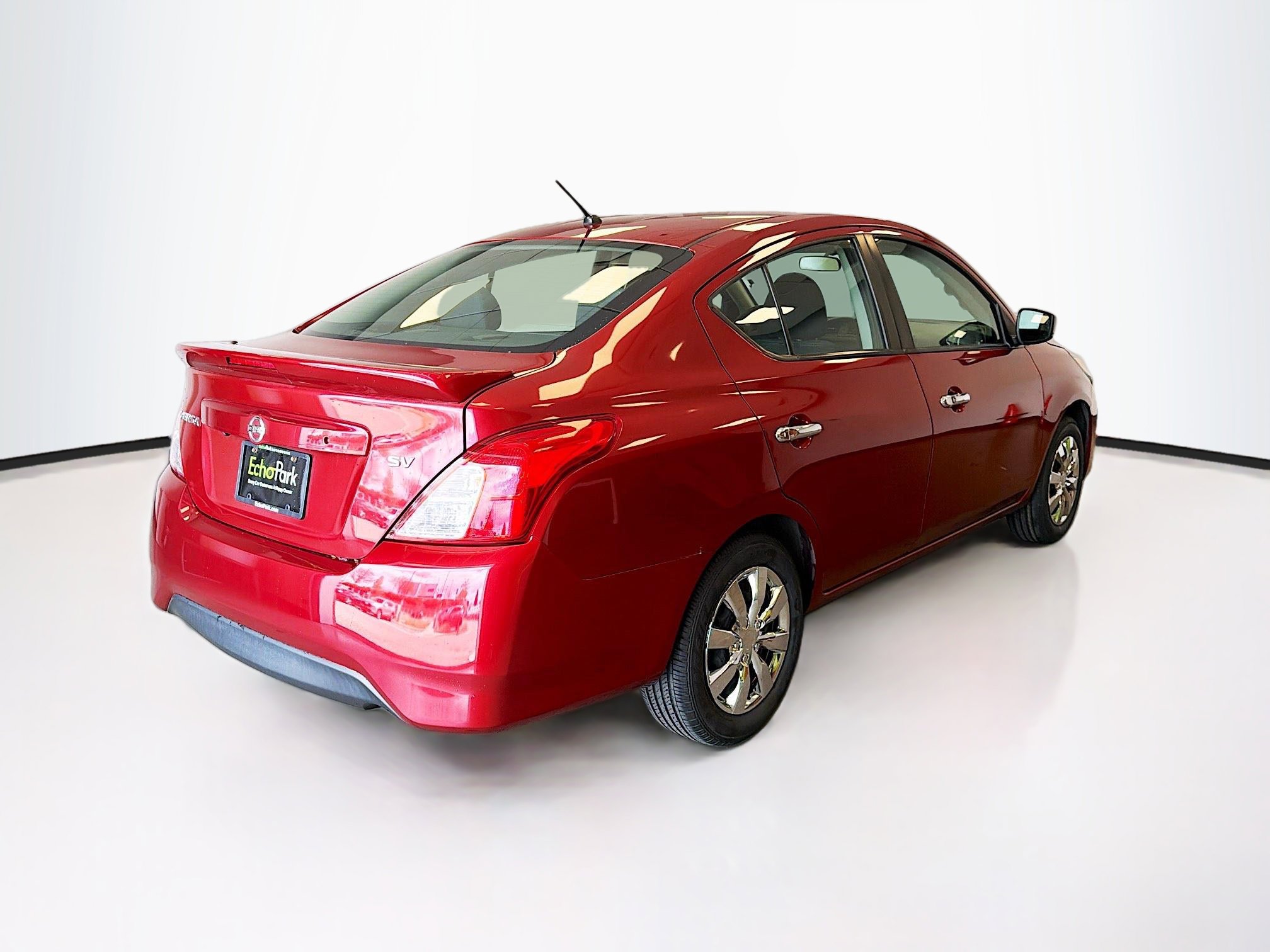 Used 2019 Nissan Versa SV FWD image 9