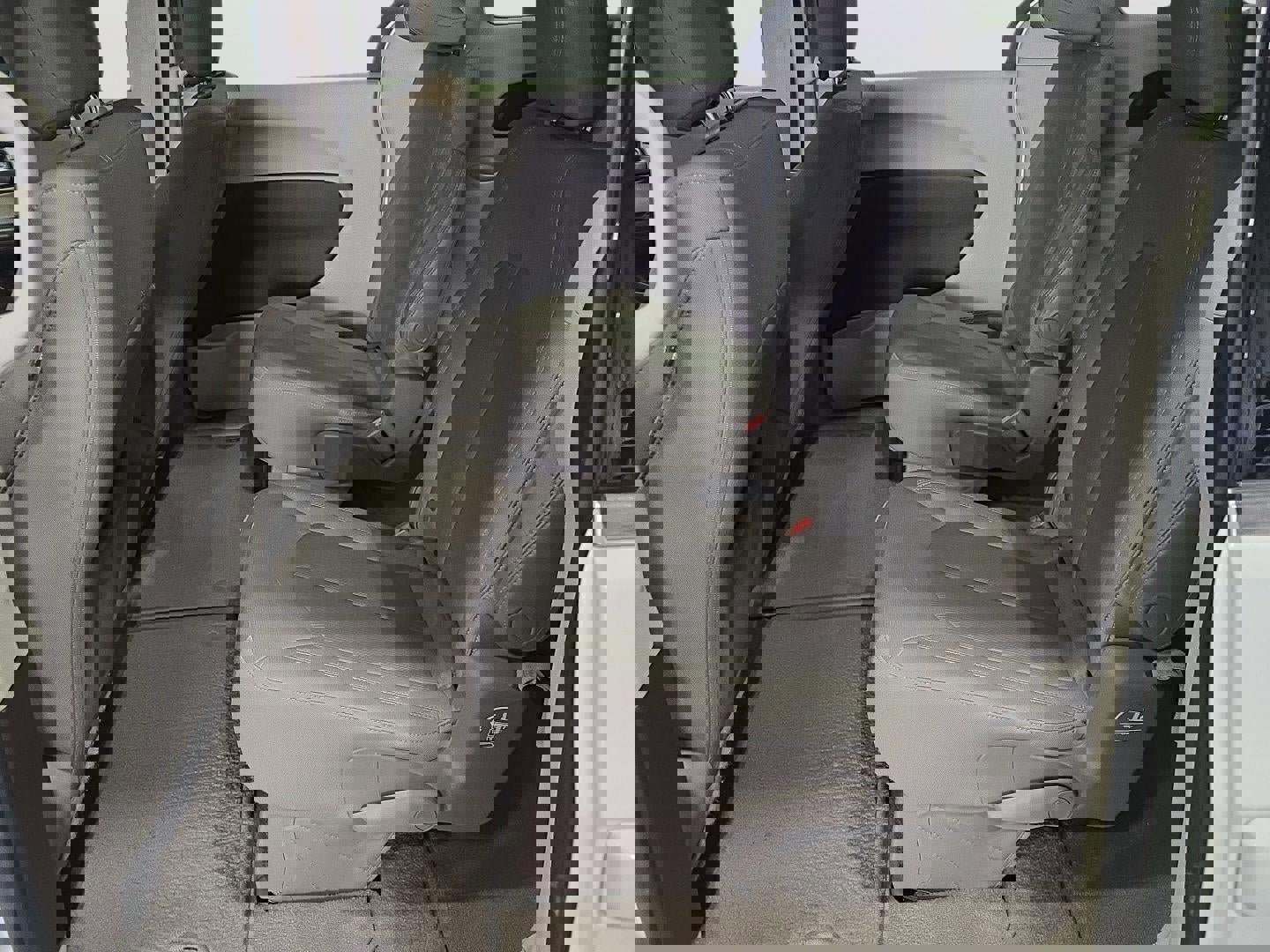 Used 2017 Chrysler Pacifica Touring image 17