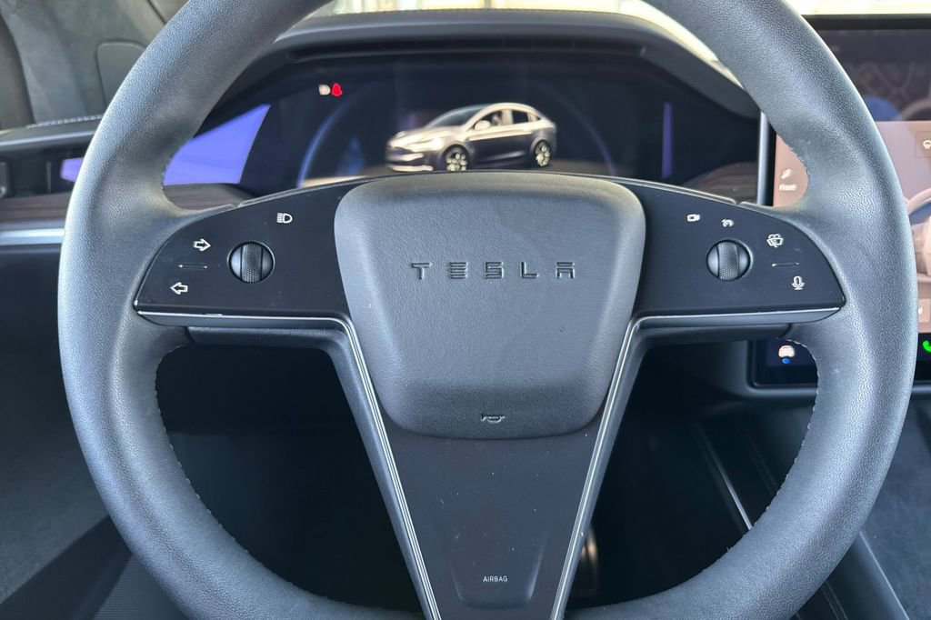 Used 2024 Tesla Model X image 21