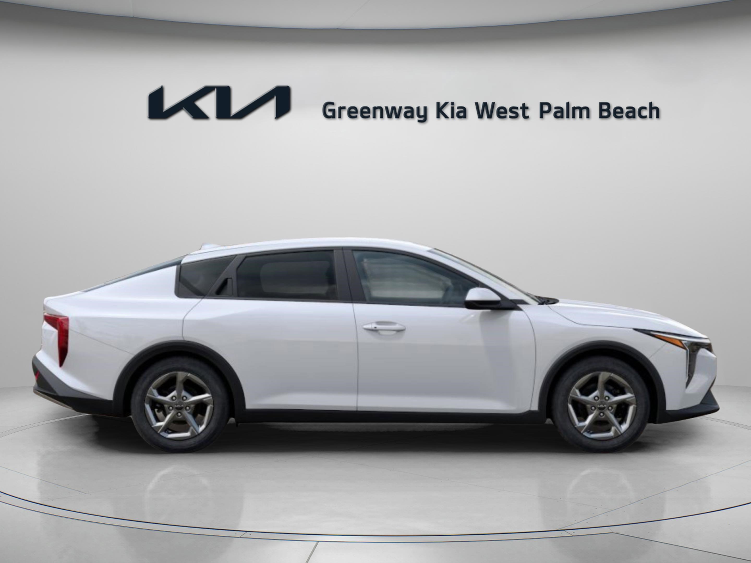 New 2026 Kia K4 LXS image 9