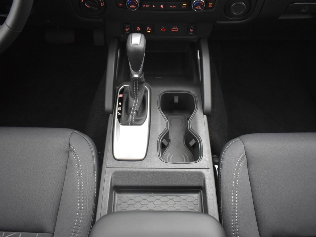 New 2025 Nissan Frontier SV w/ SV Convenience Package image 11