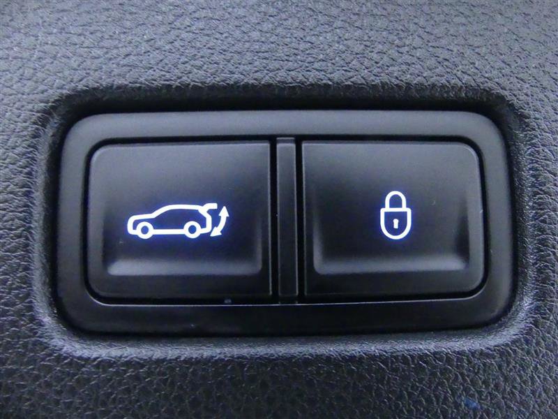 Used 2023 Genesis GV70 2.5T w/ Sport Prestige Package AWD/4WD image 32
