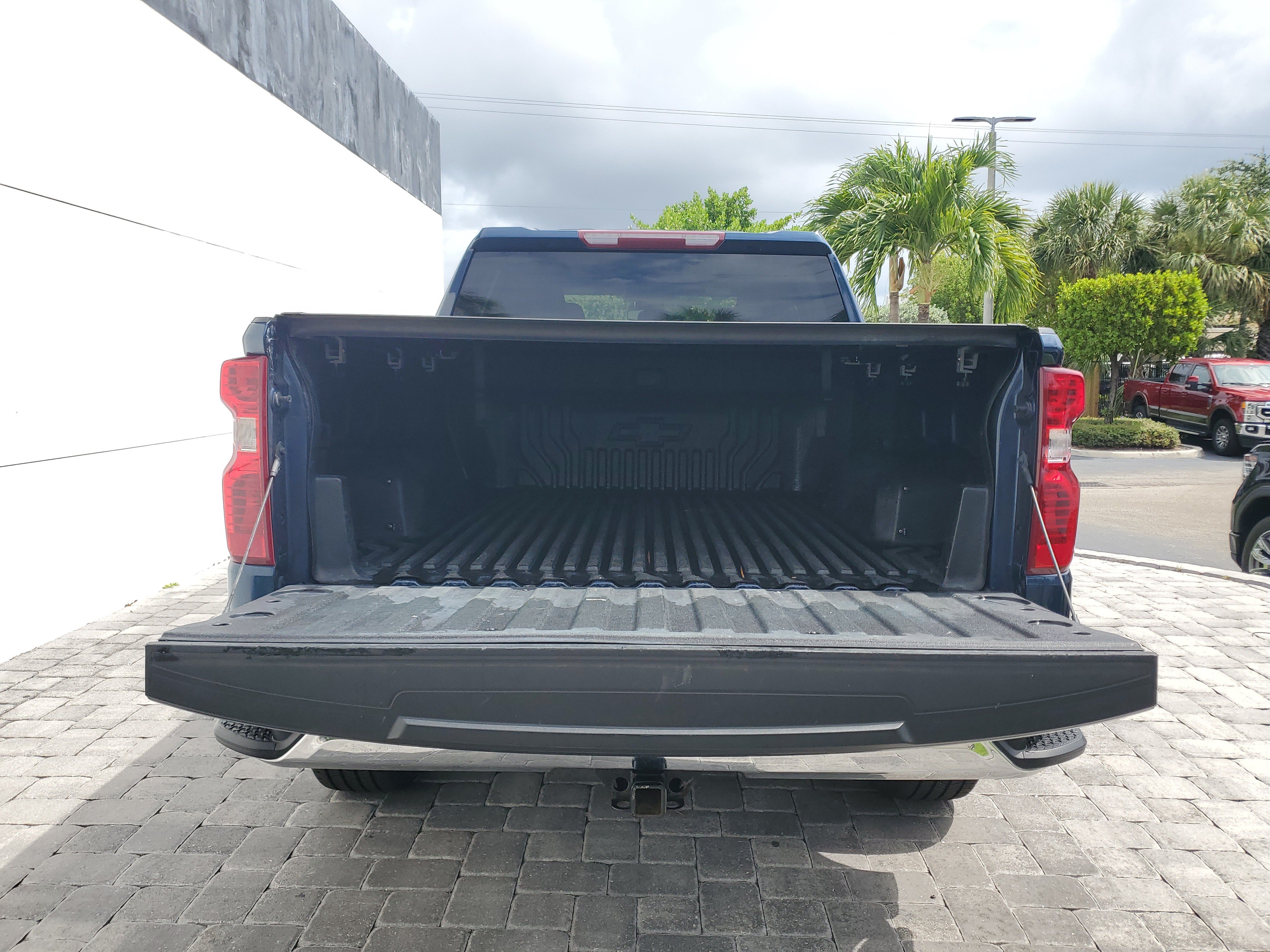 Used 2022 Chevrolet Silverado 1500 LT RWD image 10