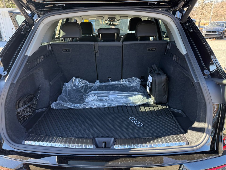 New 2025 Audi Q5 Premium Plus image 15