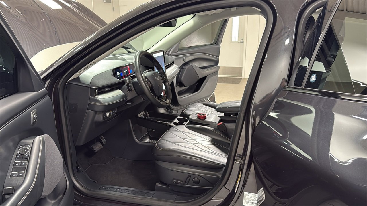 Used 2021 Ford Mustang Mach-E Select w/ Comfort/Technology Package image 12