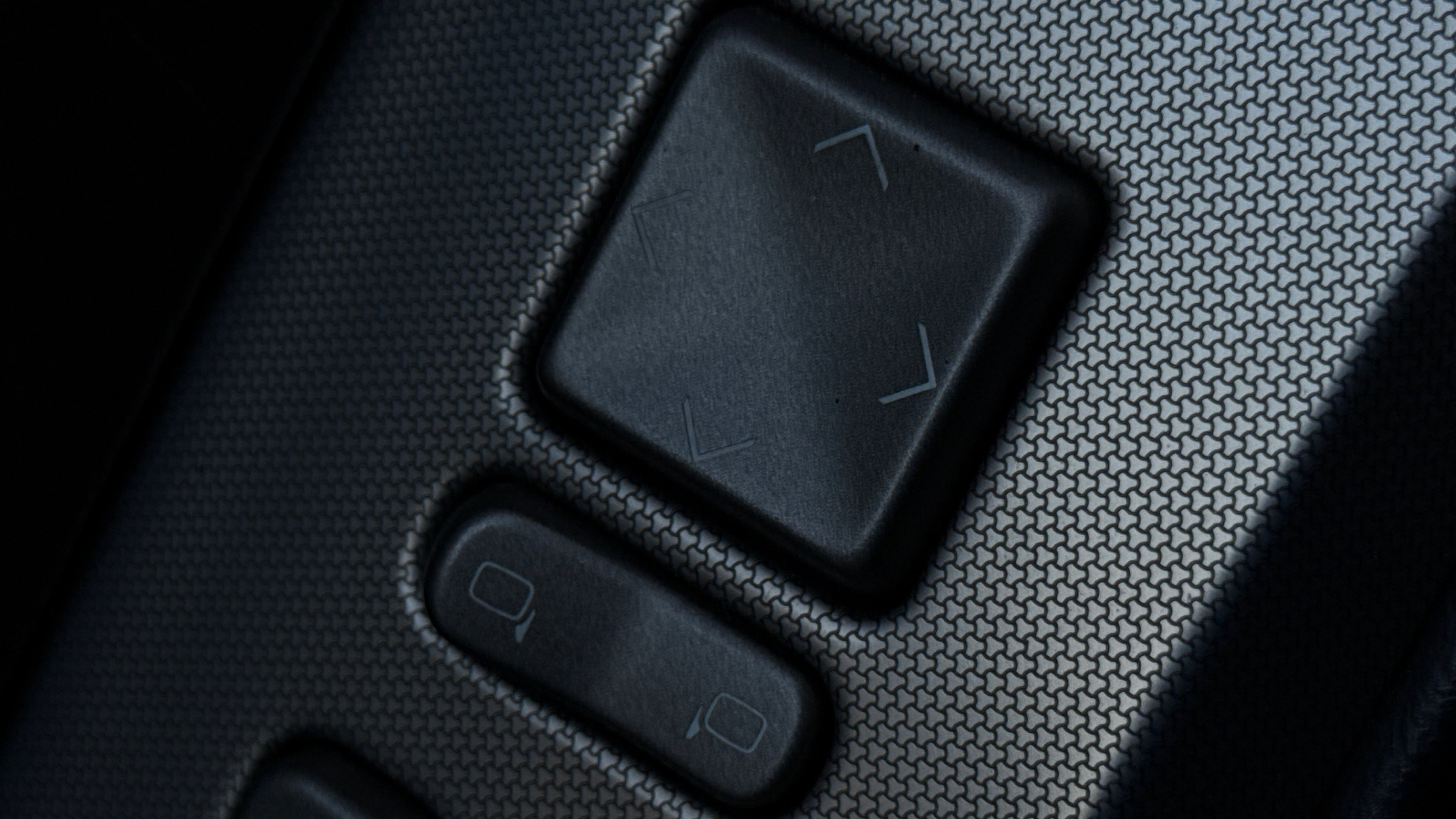 Used 2004 Cadillac XLR image 97