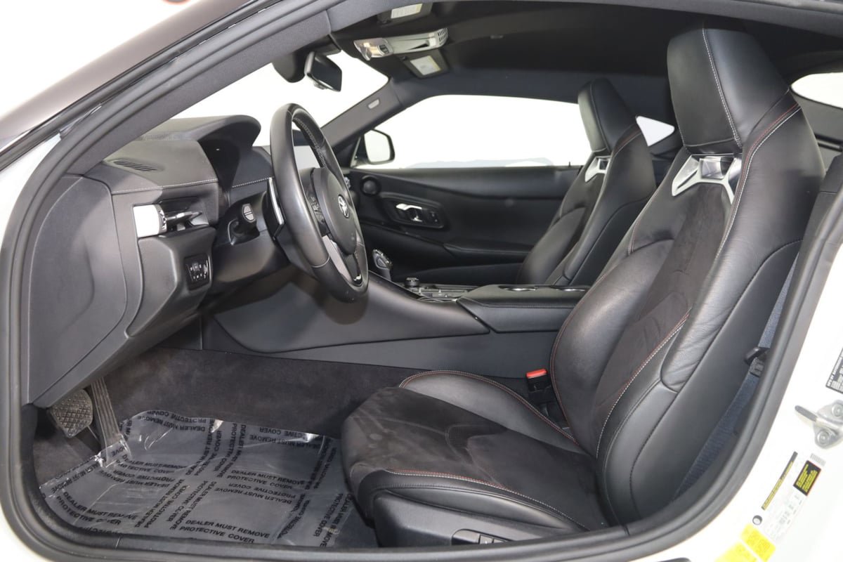 Used 2020 Toyota Supra RWD image 9