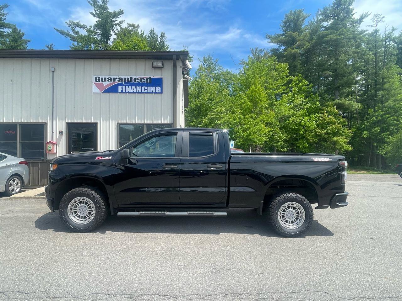 Used 2020 Chevrolet Silverado 1500 Custom Trail Boss w/ Custom Convenience Package AWD/4WD image 7