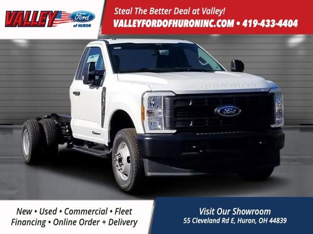 New 2026 Ford F350 XL 360° Tour