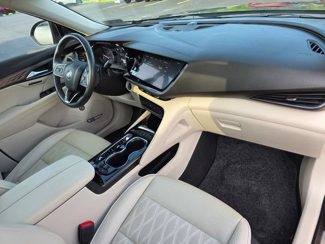 Used 2023 Buick Envision Avenir AWD/4WD image 26
