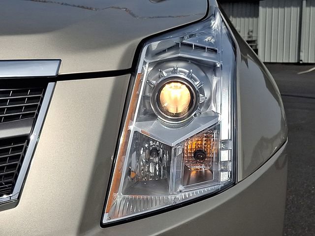 Used 2010 Cadillac SRX Luxury image 9