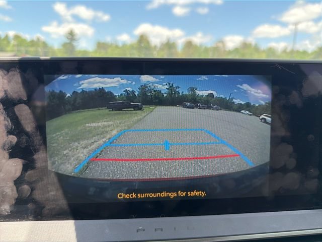 Used 2024 Toyota Prius XLE FWD image 28