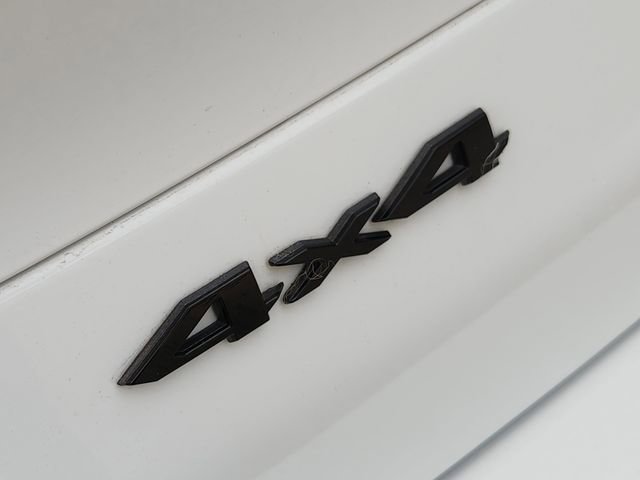 Used 2024 Jeep Grand Cherokee L Laredo image 8