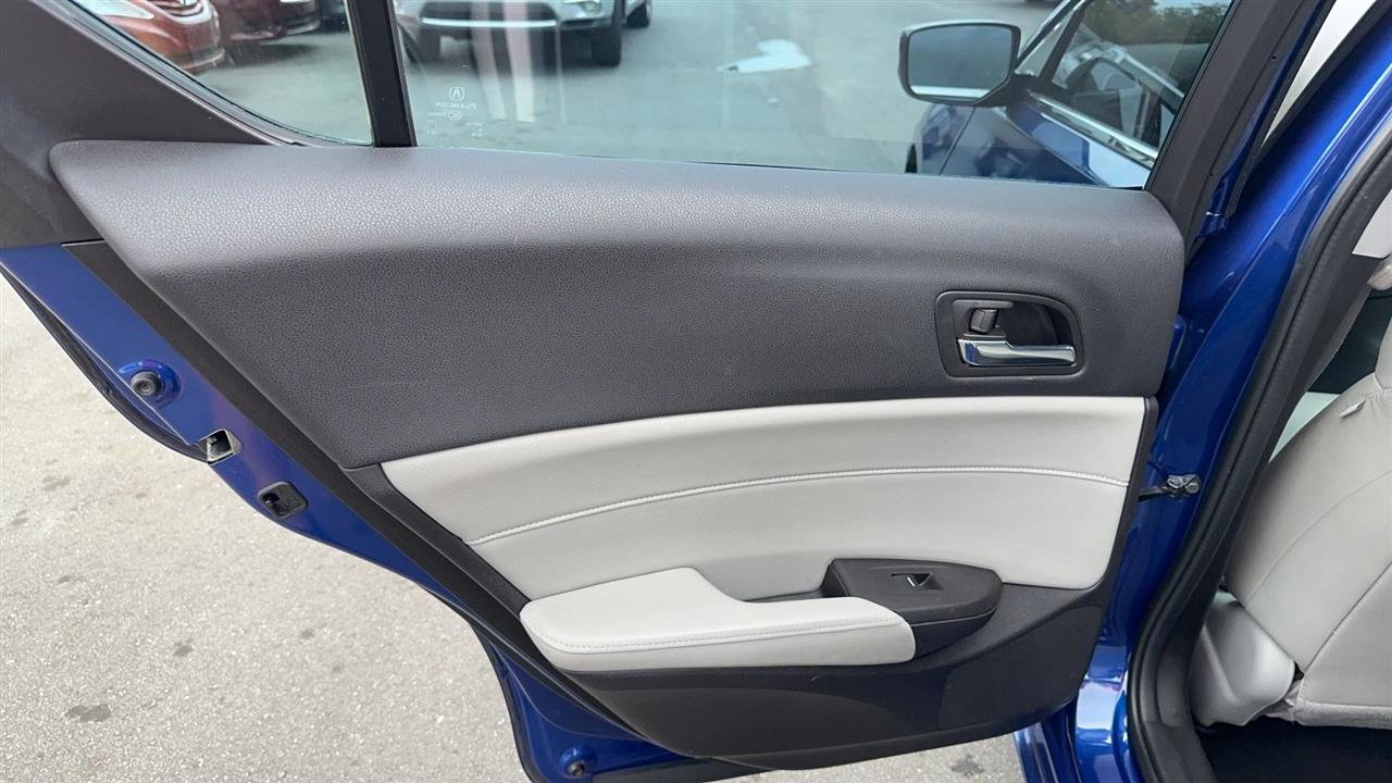 Used 2018 Acura ILX FWD image 23