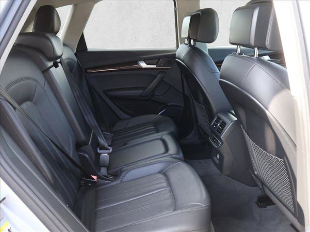 Used 2020 Audi Q5 2.0T Premium w/ Convenience Package AWD/4WD image 27