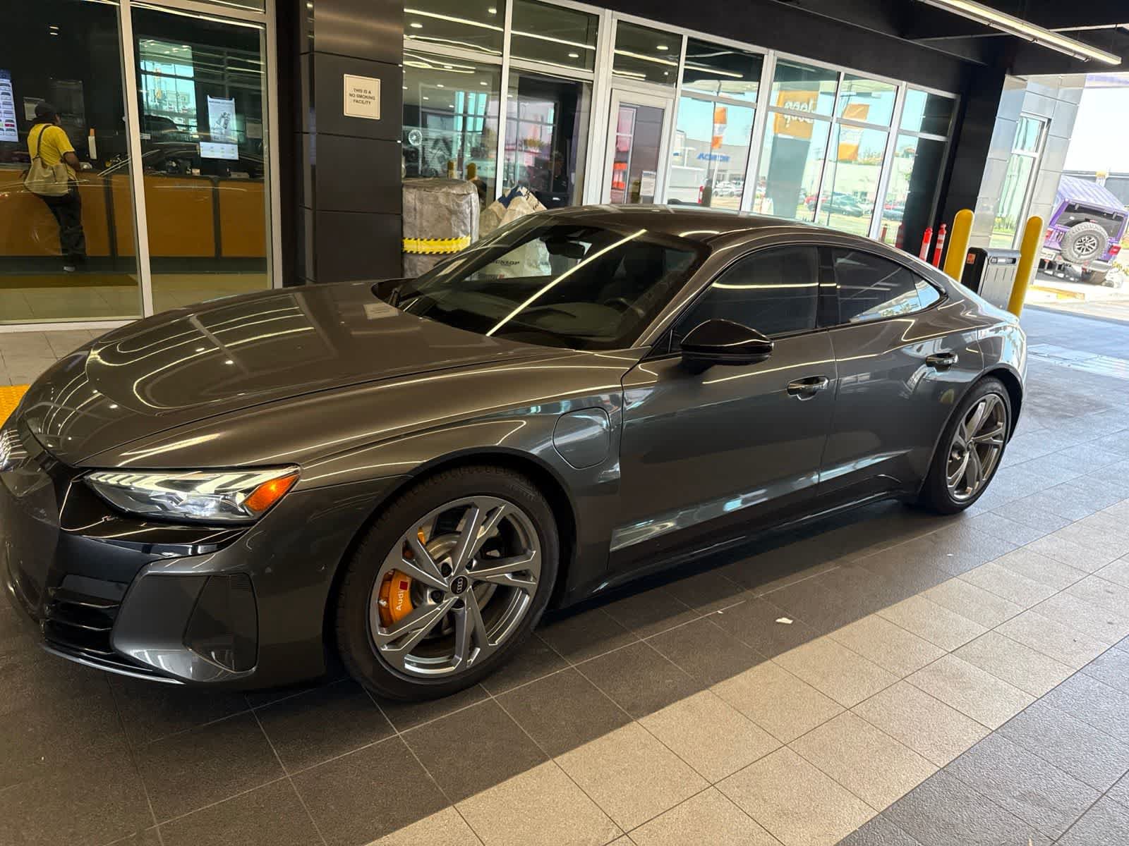 Used 2022 Audi RS e-tron GT AWD/4WD image 21