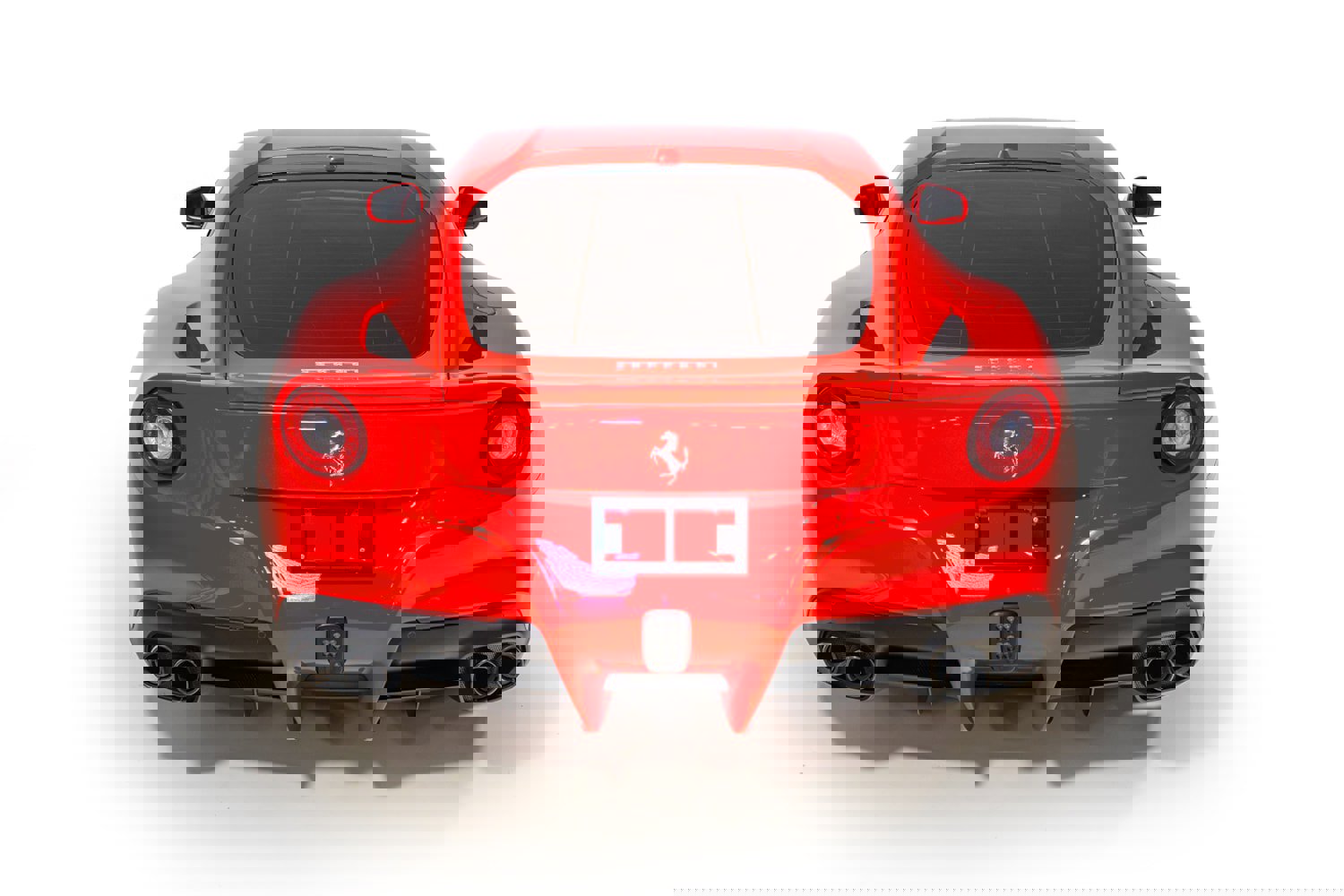 Used 2017 Ferrari F12 Berlinetta image 6