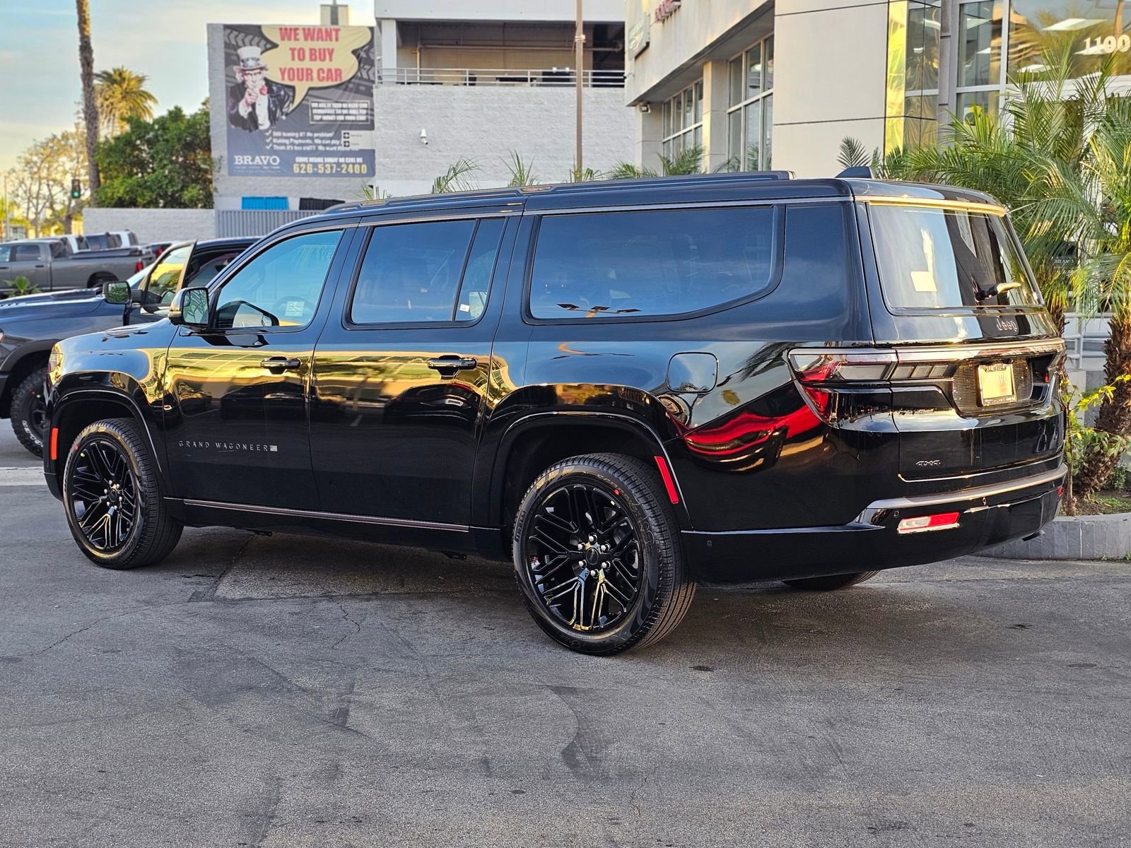 New 2026 Jeep Grand Wagoneer L Limited AWD/4WD image 4