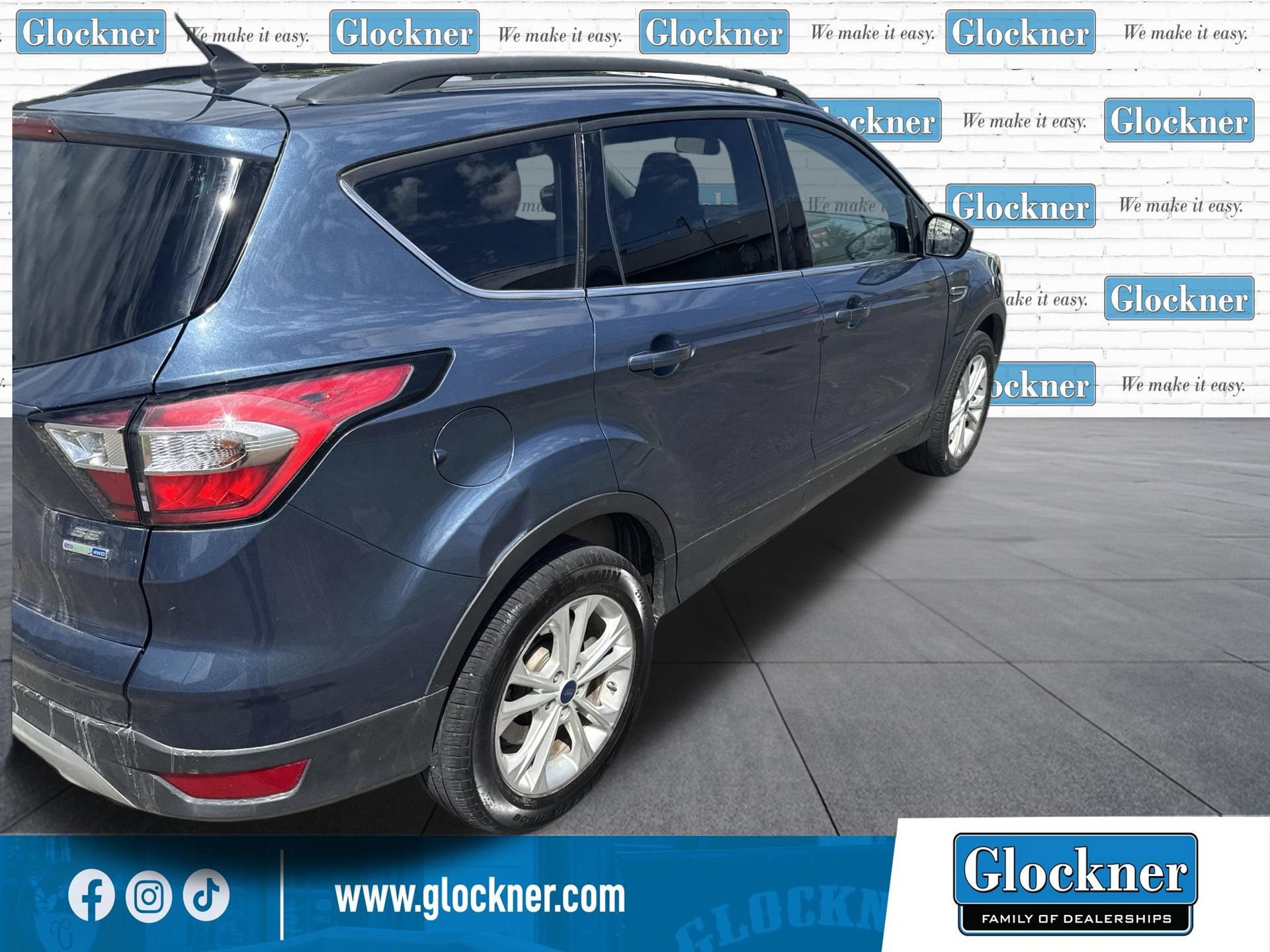 Used 2018 Ford Escape SE w/ SE Sync 3 Package AWD/4WD image 5