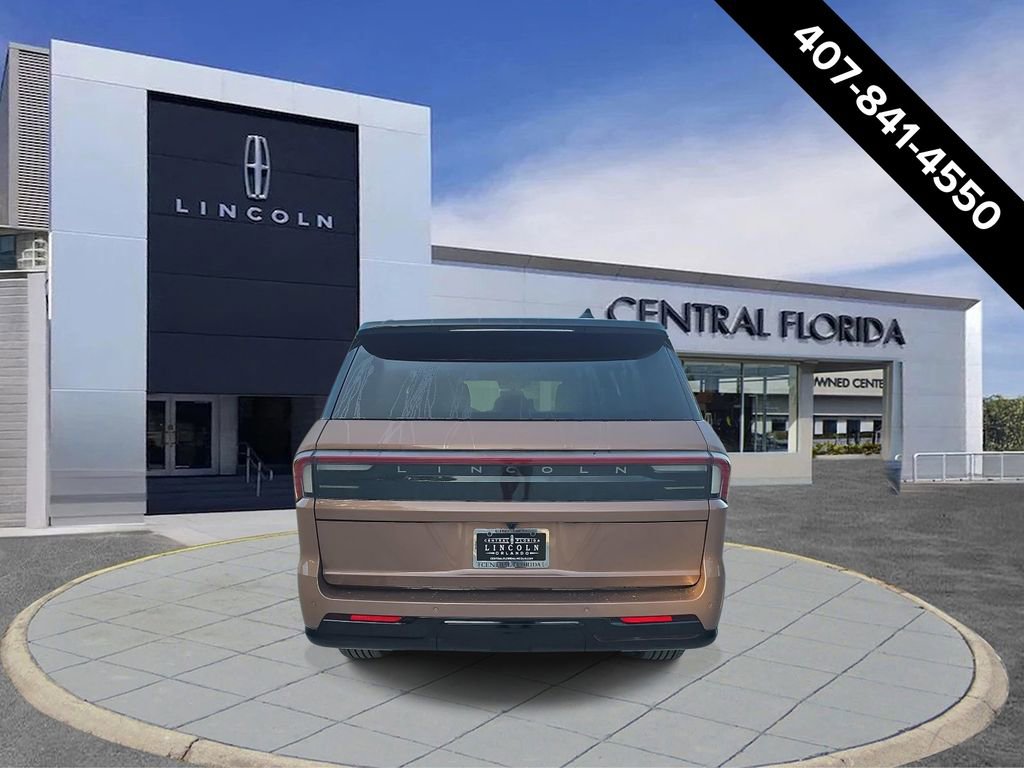 New 2026 Lincoln Navigator Black Label AWD/4WD image 4