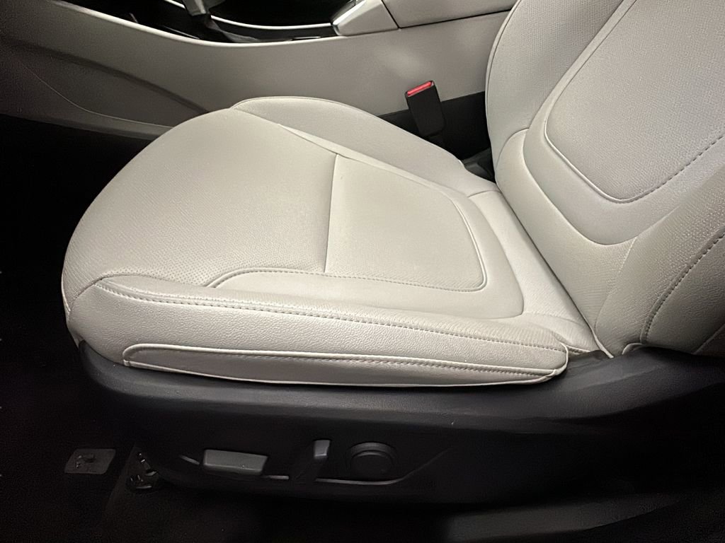 Certified 2025 Hyundai Tucson SEL image 10