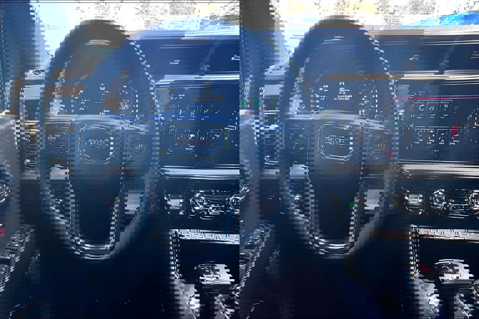 Used 2023 GMC Sierra 1500 AT4 image 6