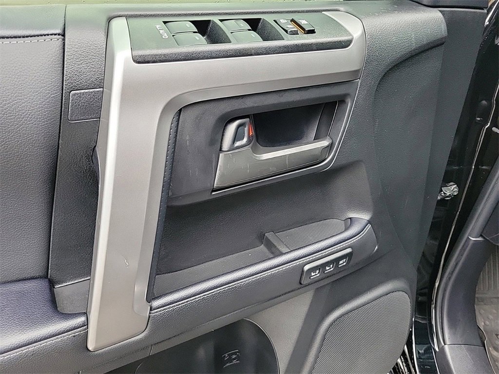 Used 2023 Toyota 4Runner Limited image 19