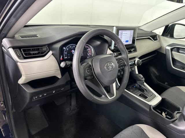 Used 2023 Toyota RAV4 XLE w/ Convenience Package image 13
