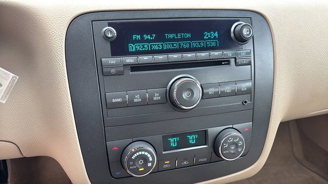 Used 2011 Buick Lucerne CXL FWD image 26