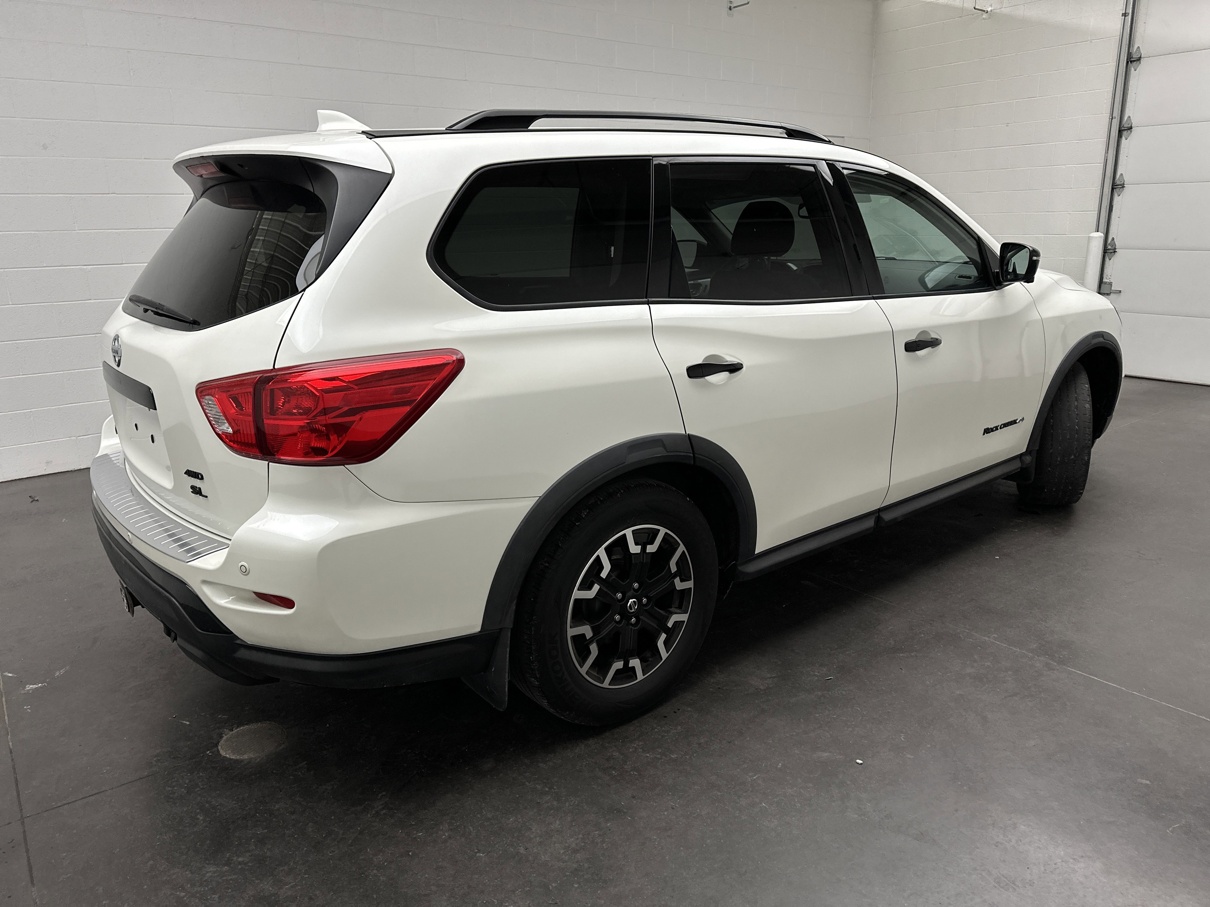Used 2020 Nissan Pathfinder SL image 8