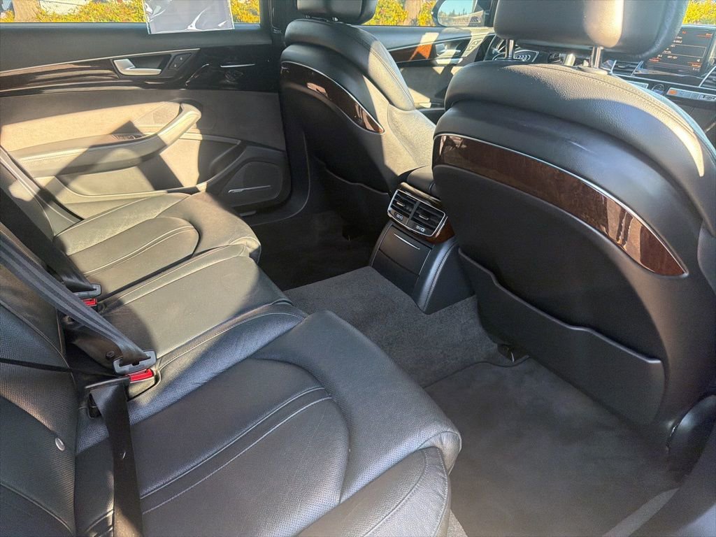 Used 2017 Audi A8 L 3.0T w/ Executive Package image 24