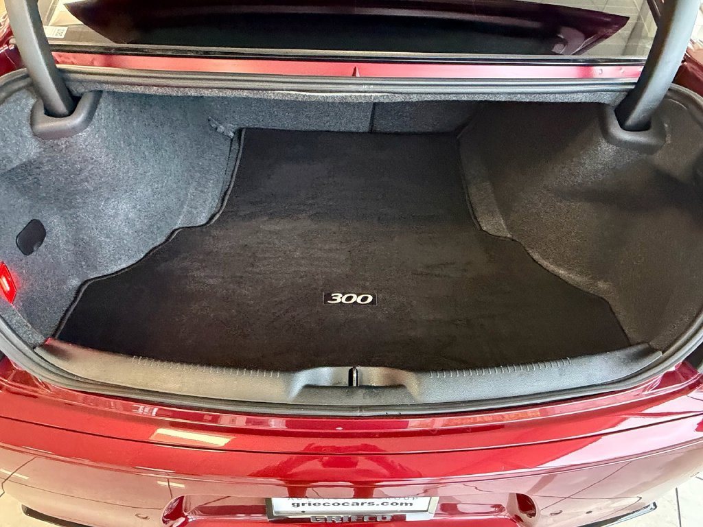 Used 2023 Chrysler 300 C RWD image 14