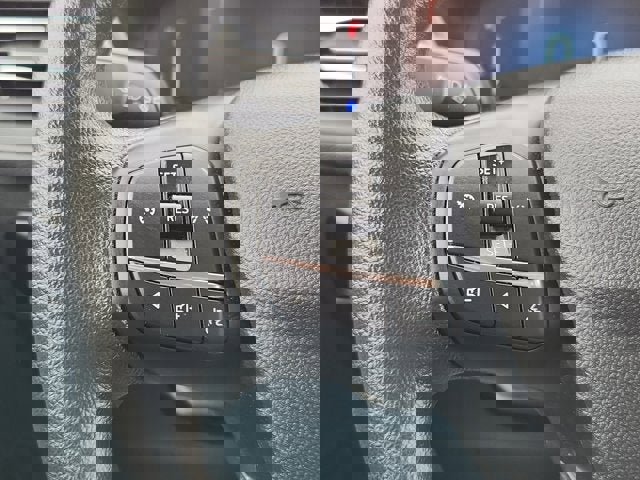 Certified 2025 Ford Escape Active image 19