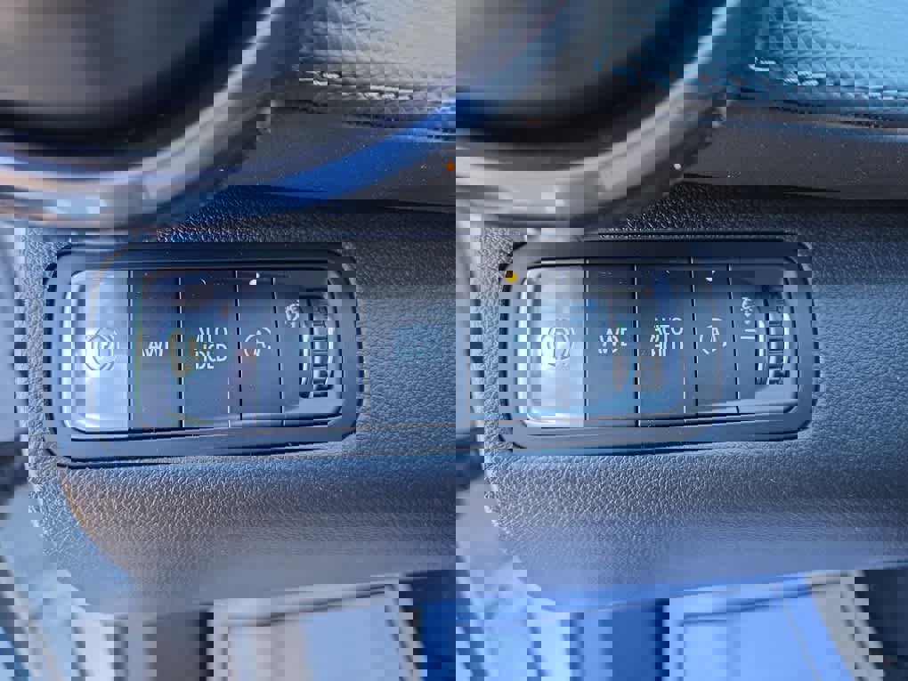 New 2026 Chevrolet Equinox LT w/ Convenience Package II image 15