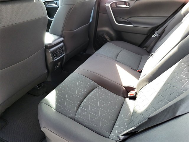 Used 2025 Toyota RAV4 XLE image 34