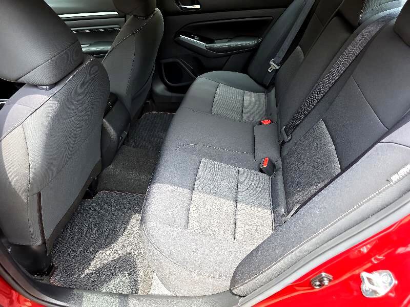 Used 2022 Nissan Altima 2.5 SV w/ SV Premium Package image 8
