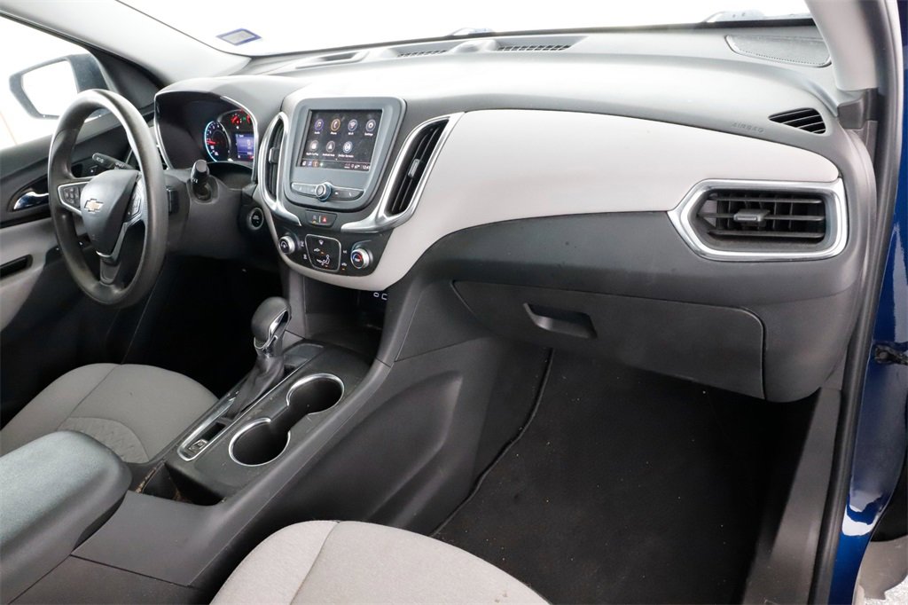 Used 2022 Chevrolet Equinox LS w/ LS Convenience Package image 26