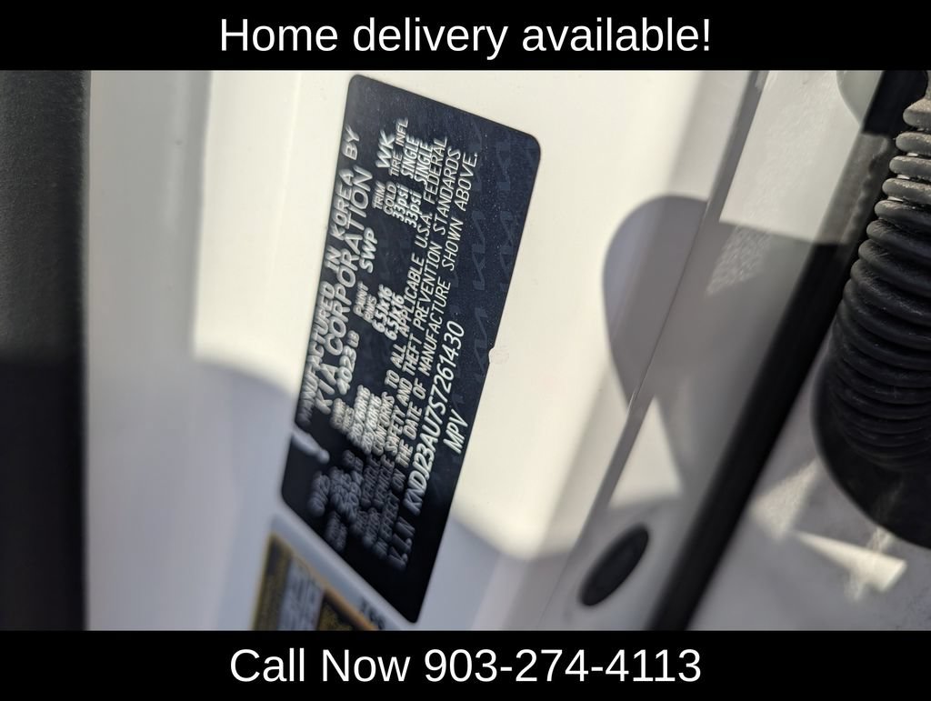 Used 2025 Kia Soul LX w/ LX Technology Package FWD image 33