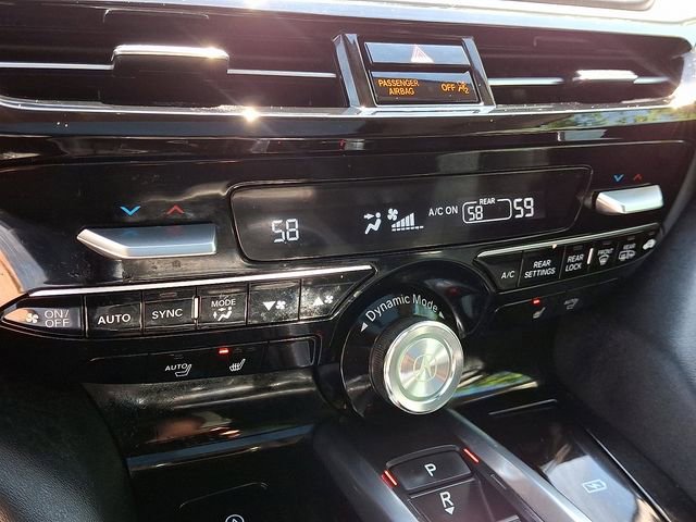 Used 2024 Acura MDX SH-AWD w/ Technology Package image 17