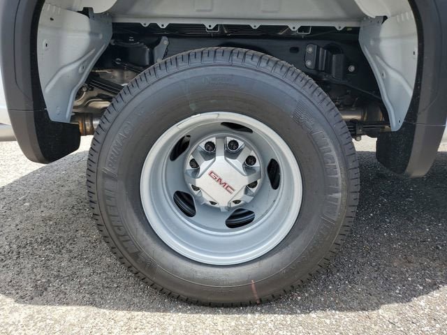 New 2026 GMC Sierra 3500 Pro w/ 1SA Pro Safety Plus Package AWD/4WD image 6